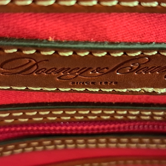 NEW W/TAGS!🔥 DOONEY & BOURKE Pebble Leather Zip Zip Domed Satchel  Caramel/Gold
